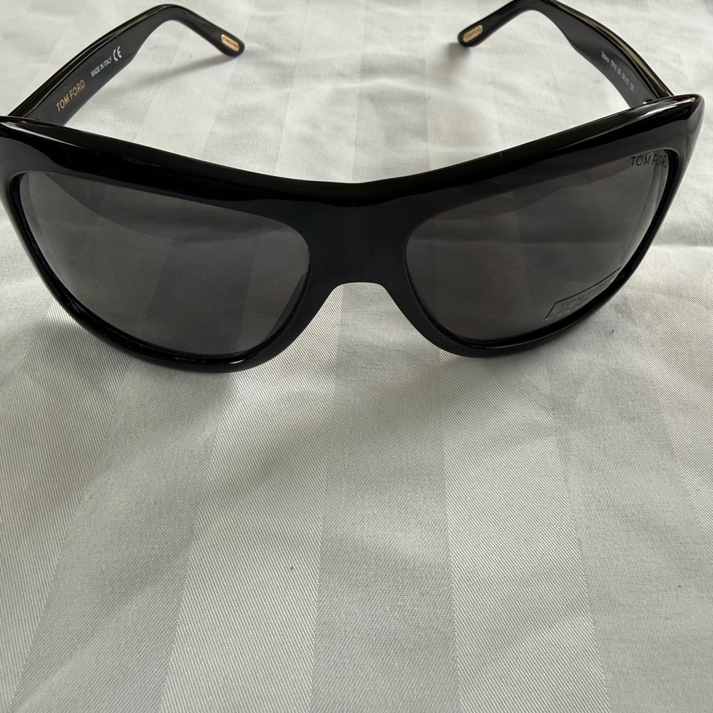 Tom Ford Glossy Black Sunglasses